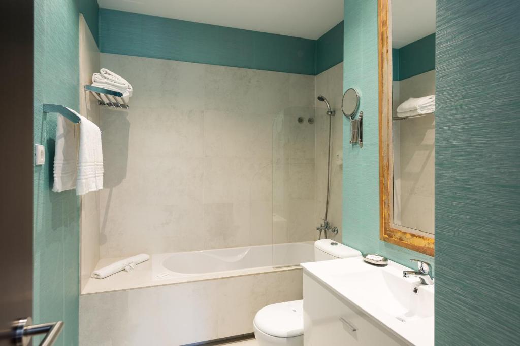 Alfama - Lisbon Lounge Suites - Resim 39