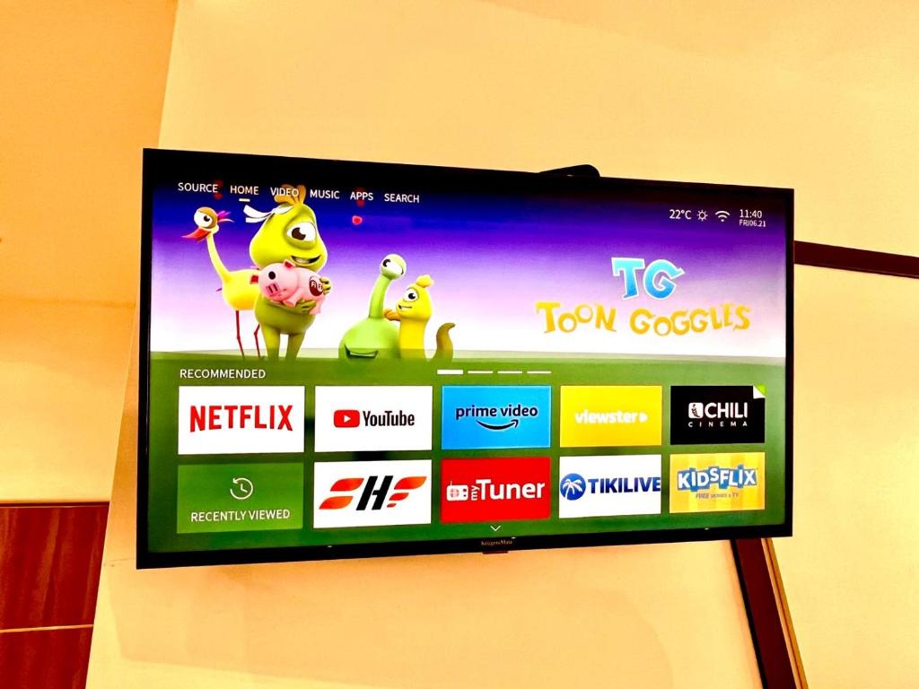 Et tv og/eller underholdning på Special 1 Bed room Condo Warszawa Center