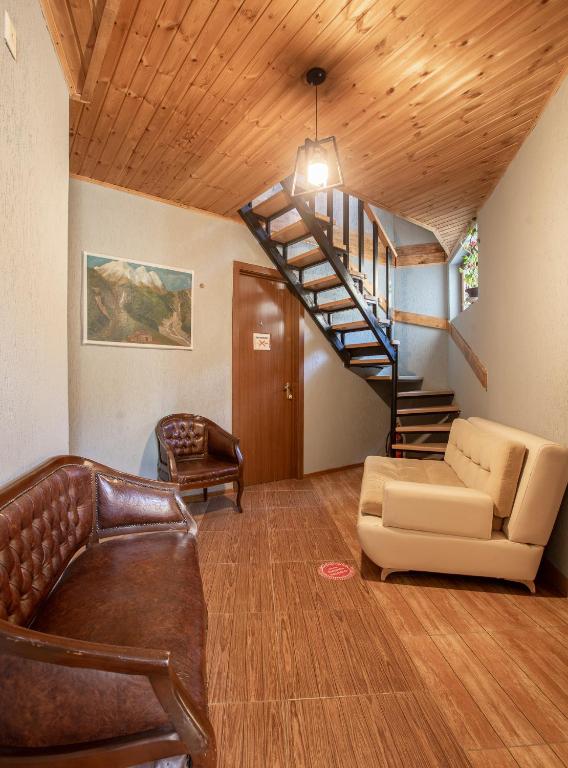 Posezení v ubytování Guest House Nikala