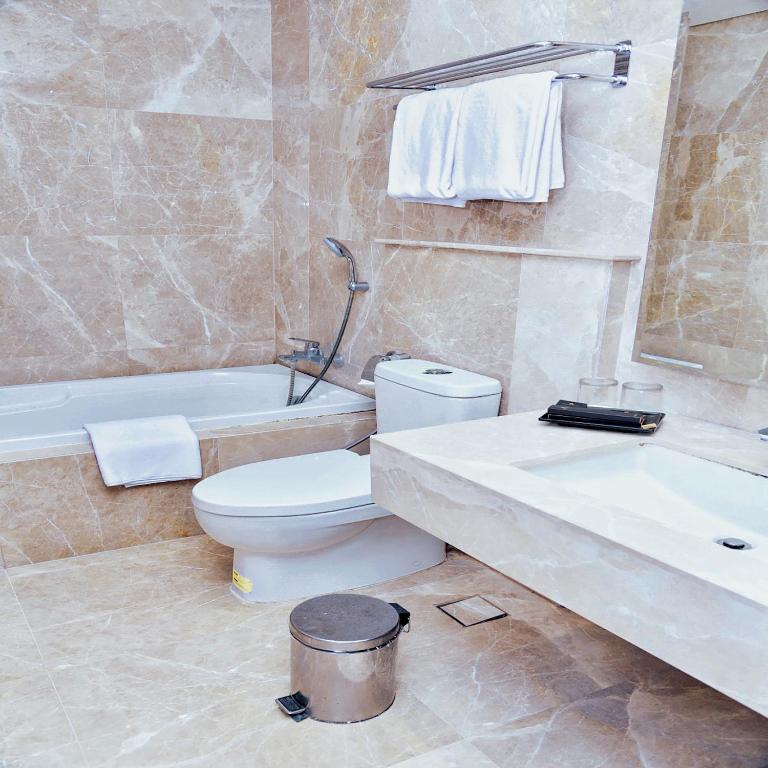 Koupelna v ubytování Azana Suites Hotel Antasari