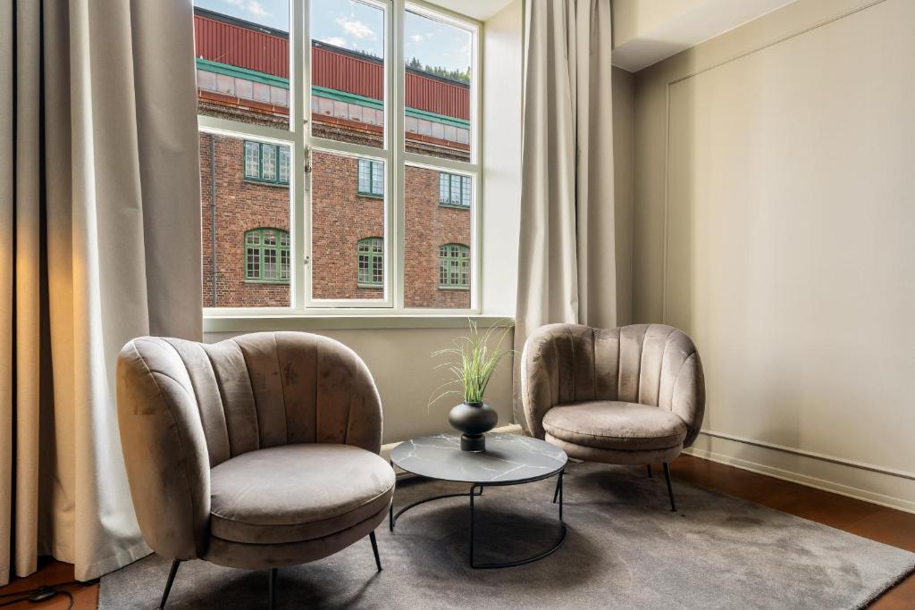 Posezení v ubytování Home Hotel Bryggen