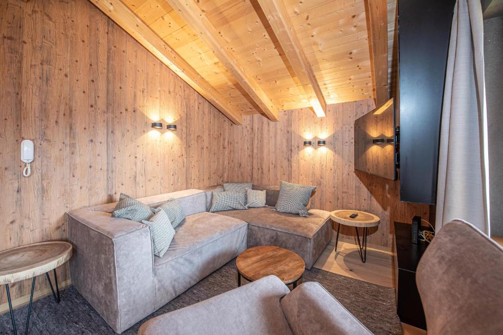 Posezení v ubytování Filzsteinresort Wohnungen Top 11