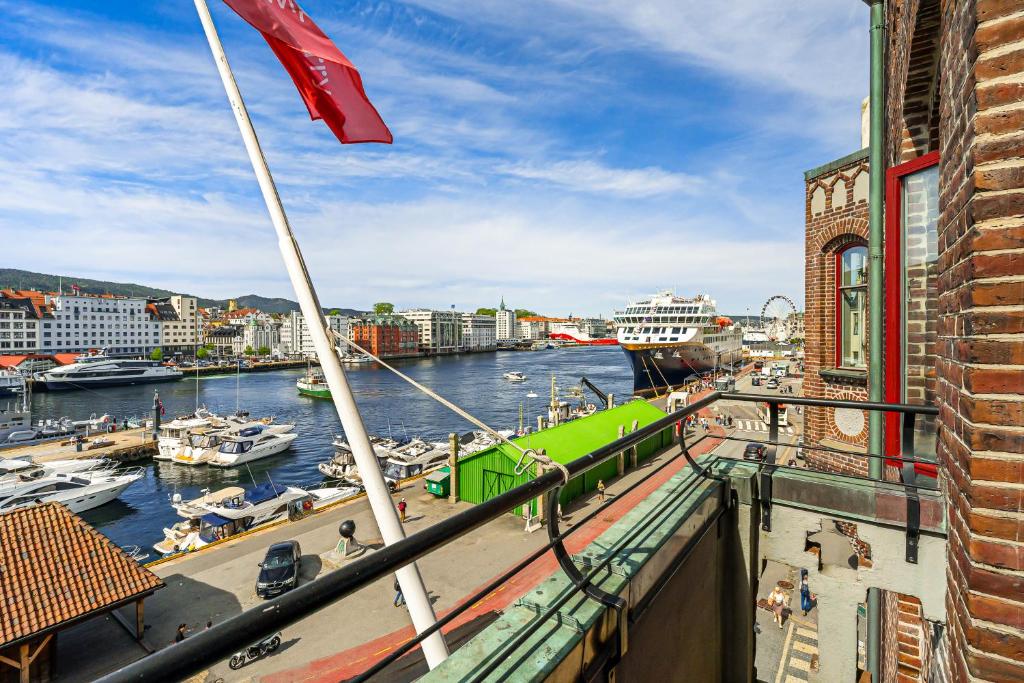 Home Hotel Bryggen - Resim 36