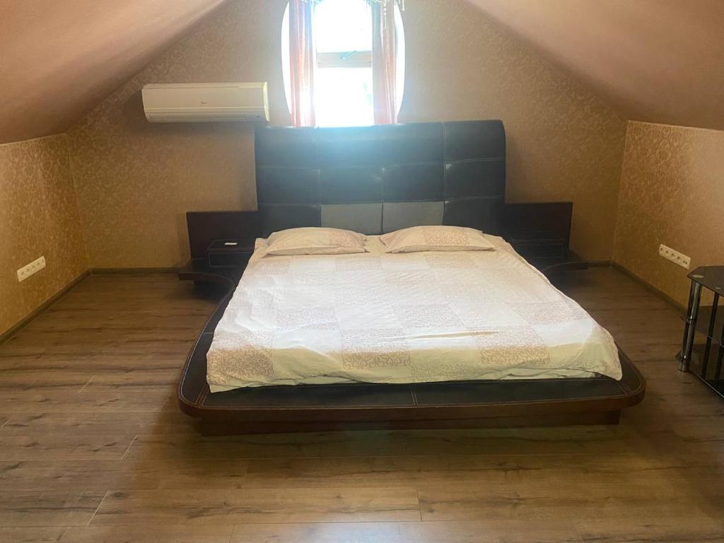 Postel nebo postele na pokoji v ubytování Valencia Hotel
