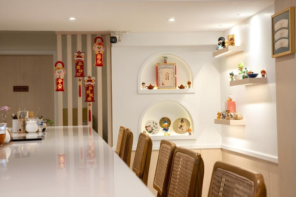 Zhennan Teabar Hotel - Resim 10