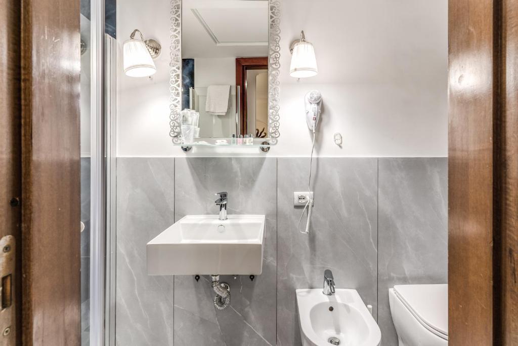 Hotel Santa Prassede - Resim 39