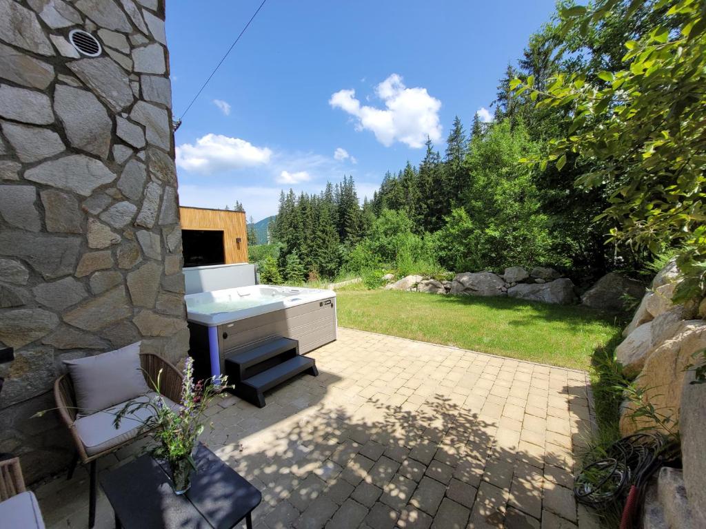 Zahrada ubytování 1 CHALET SPA & WELLNESS - Jasná Center