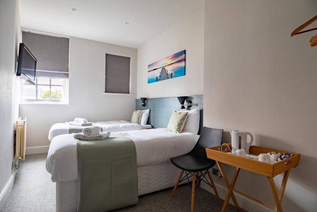 The Bay Hotel - Tweepersoonskamer Met 2 Aparte Bedden
