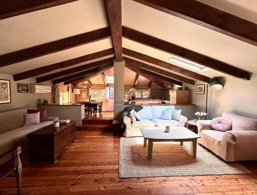 Posezení v ubytování Garden Loft by Veneto Villa