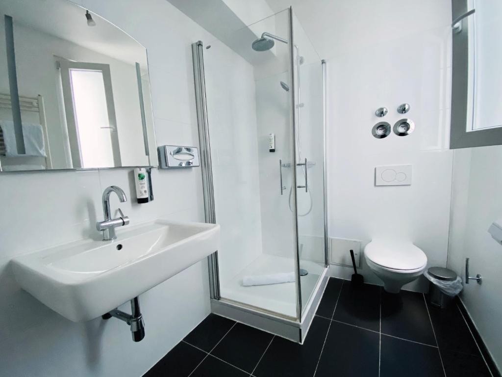 Victoria Apartments - Resim 39