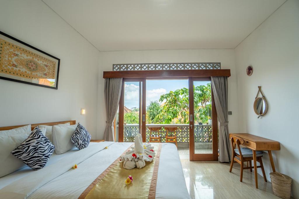 The Breeze Stay and Surf Canggu Bali - 7