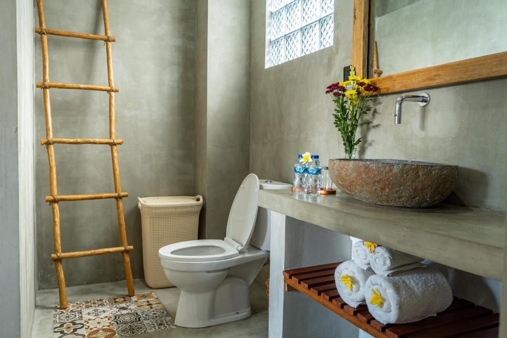 The Breeze Stay and Surf Canggu Bali - 18