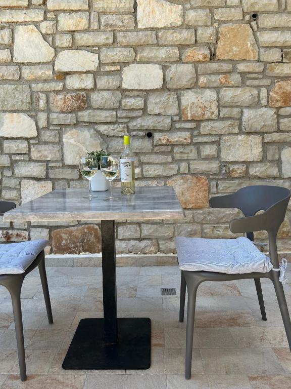 Fotografie z fotogalerie ubytování Elizabeth Apartments Himare v destinaci Himare
