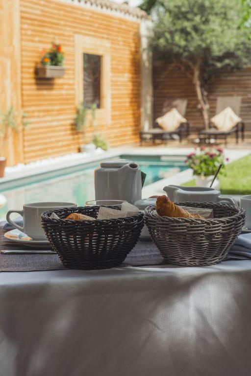 Fotografie z fotogalerie ubytování La Domitia - Maison d'hôtes, massages & bien-être v destinaci Montbazin