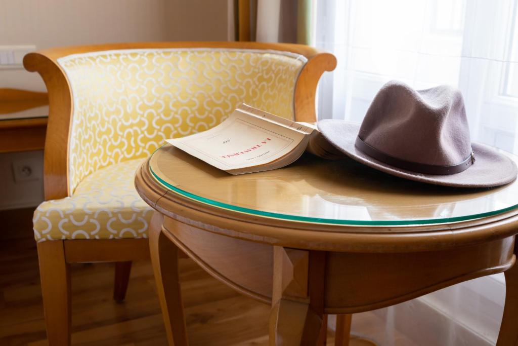 Hotel Etats Unis Opera - Superior Single Room