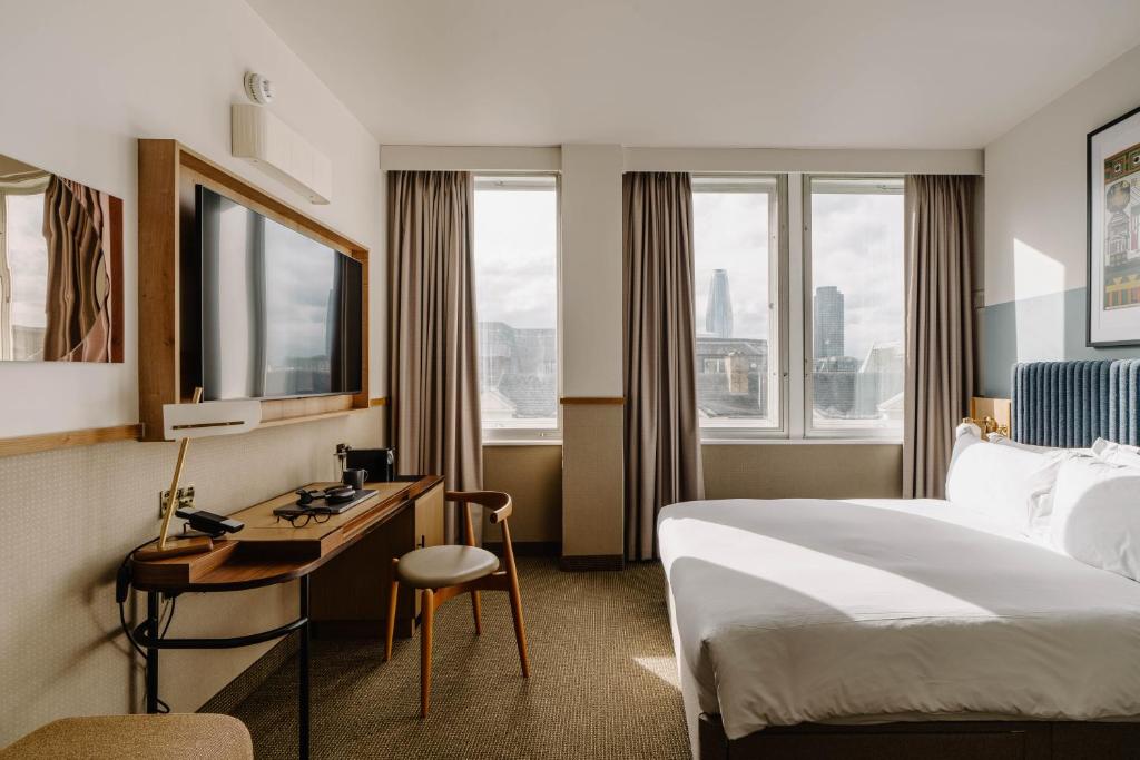 Club Quarters Hotel London City, London - Standard King Room