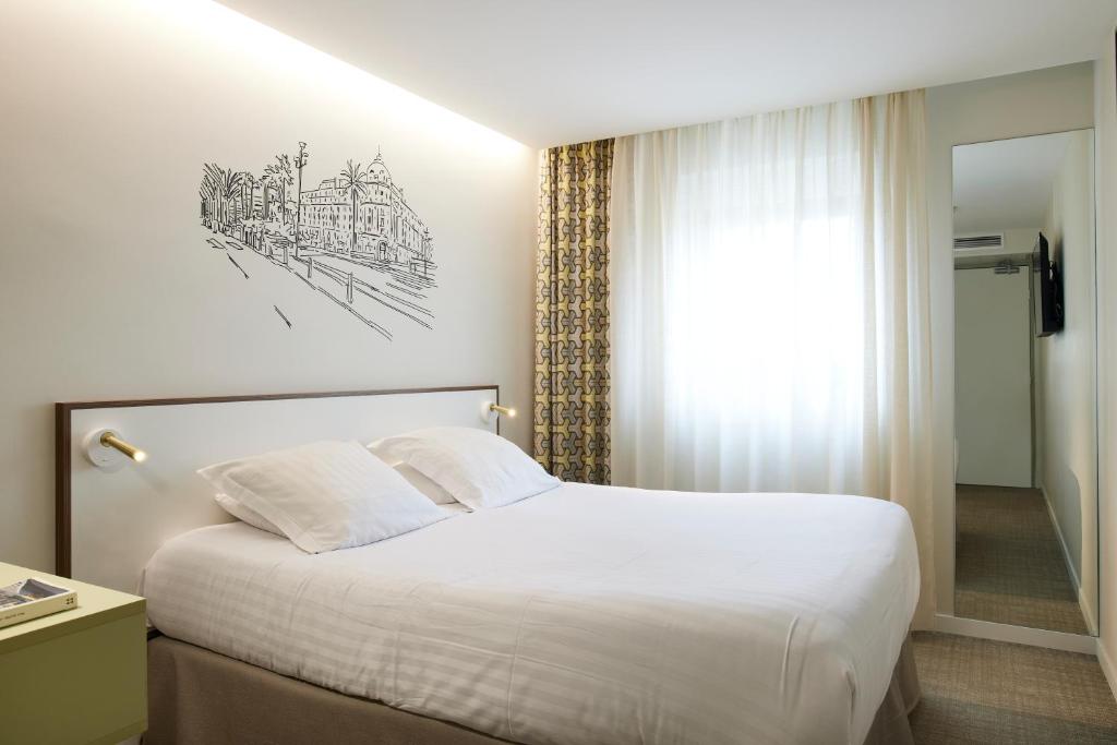 Hotel du Pin Nice Port - Resim 7