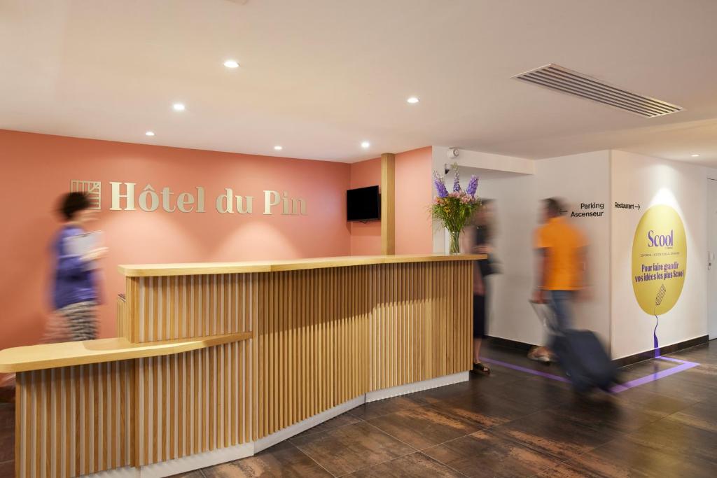 Hotel du Pin Nice Port - Resim 4