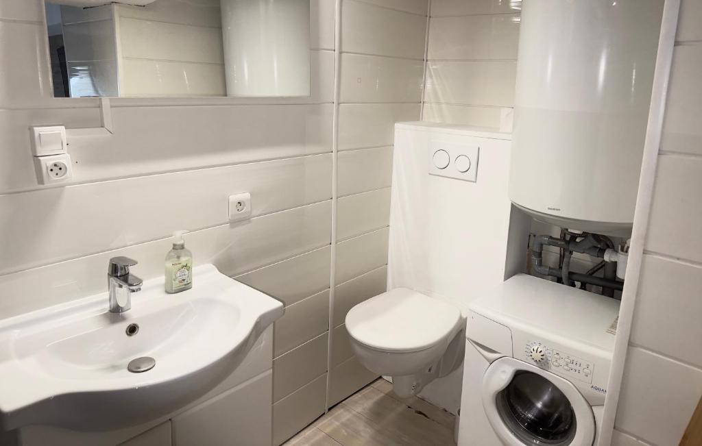 Koupelna v ubytování Duplex neuf à 30s des plages