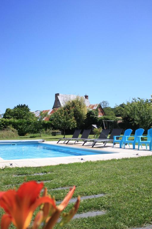Bazén v ubytovaní Villa Le Printemps, maison 15 pers avec piscine alebo v jeho blízkosti