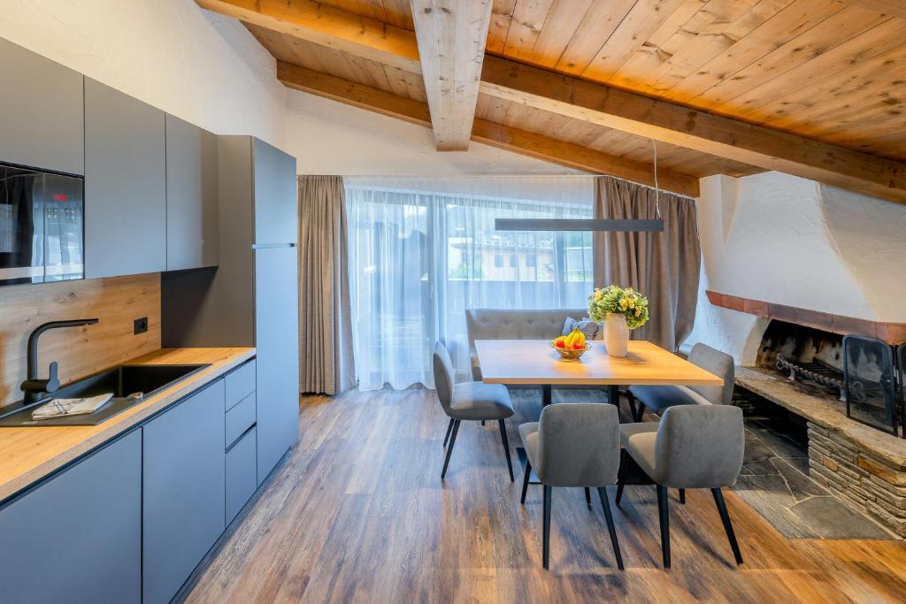 Kuchyňa alebo kuchynka v ubytovaní Appartements Landhaus Waidmannsheil