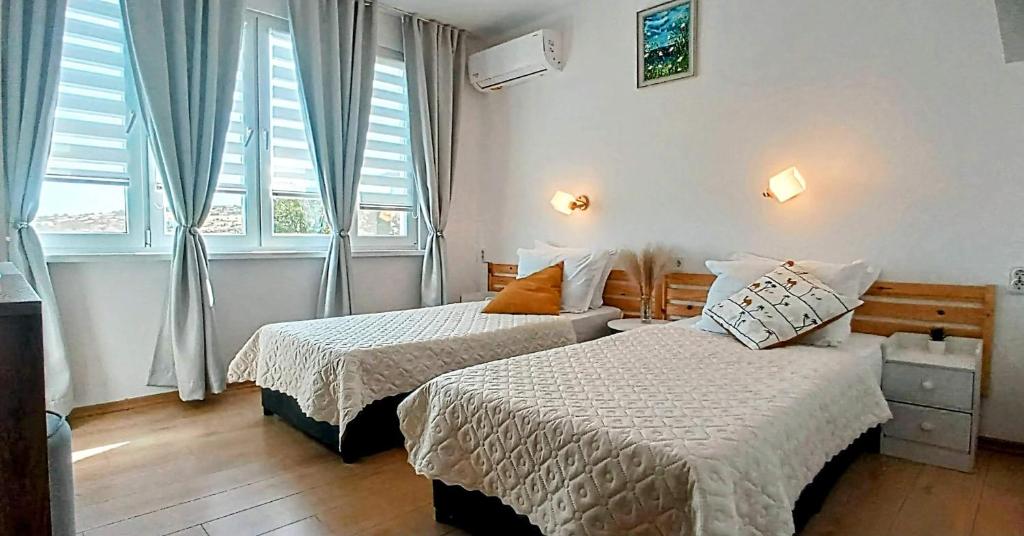 Къща за гости Веселина - Ивайловград