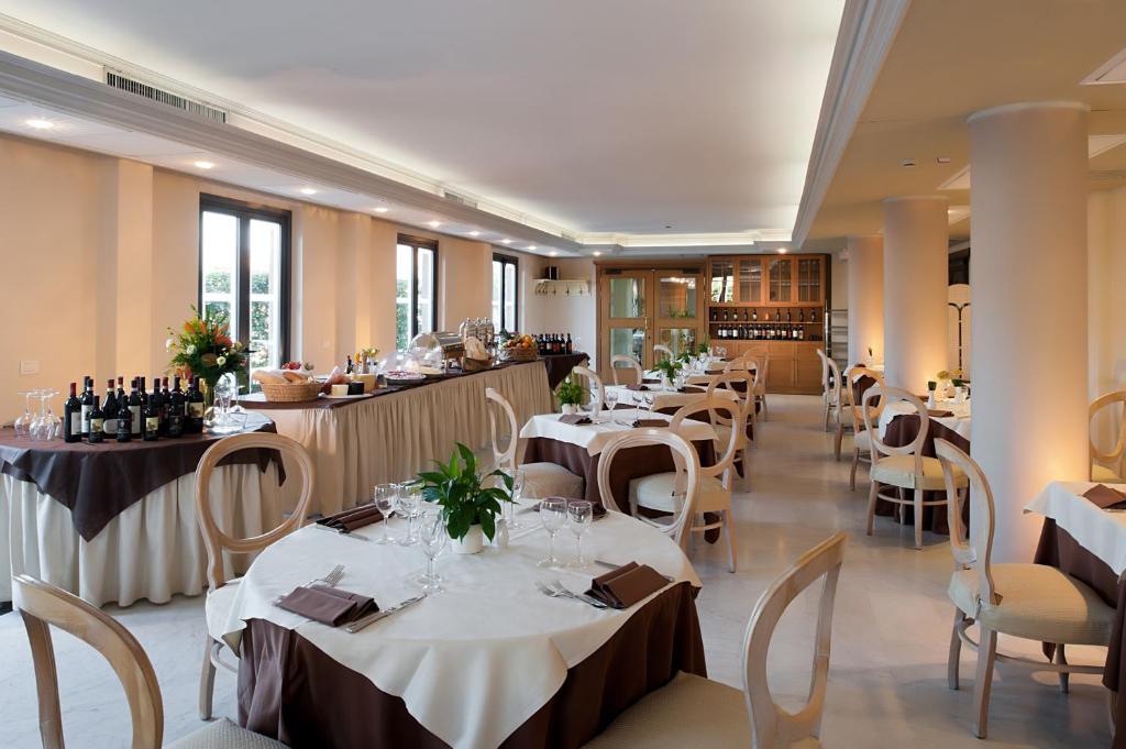 Restaurace v ubytování Grand Hotel Bonanno
