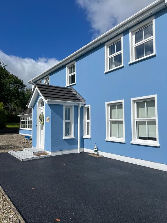 Five Oaks, Derry Londonderry (updated prices 2024)