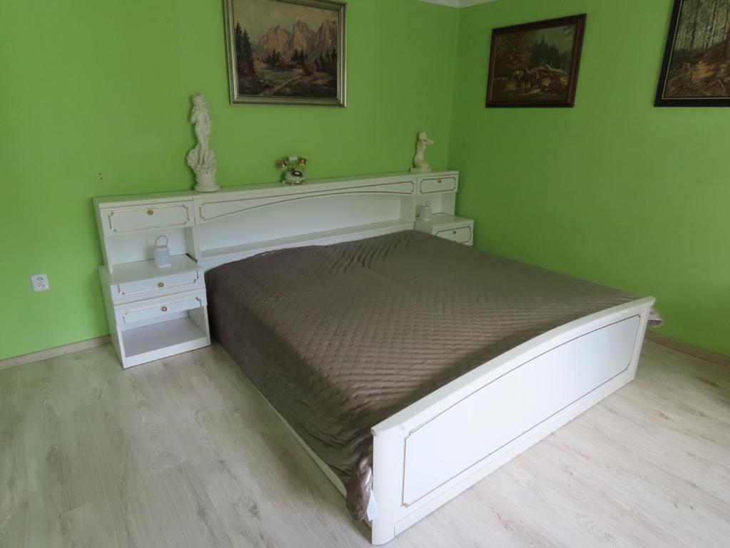 Postel nebo postele na pokoji v ubytování Chalupa Jája a Pája Tomíkovice