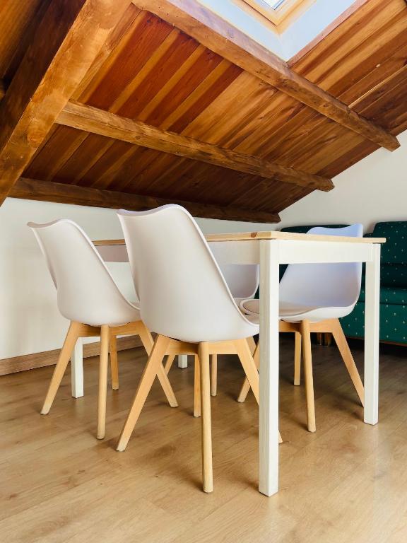 Fotografie z fotogalerie ubytování APARTAHOTEL CANFRANC v destinaci Canfranc