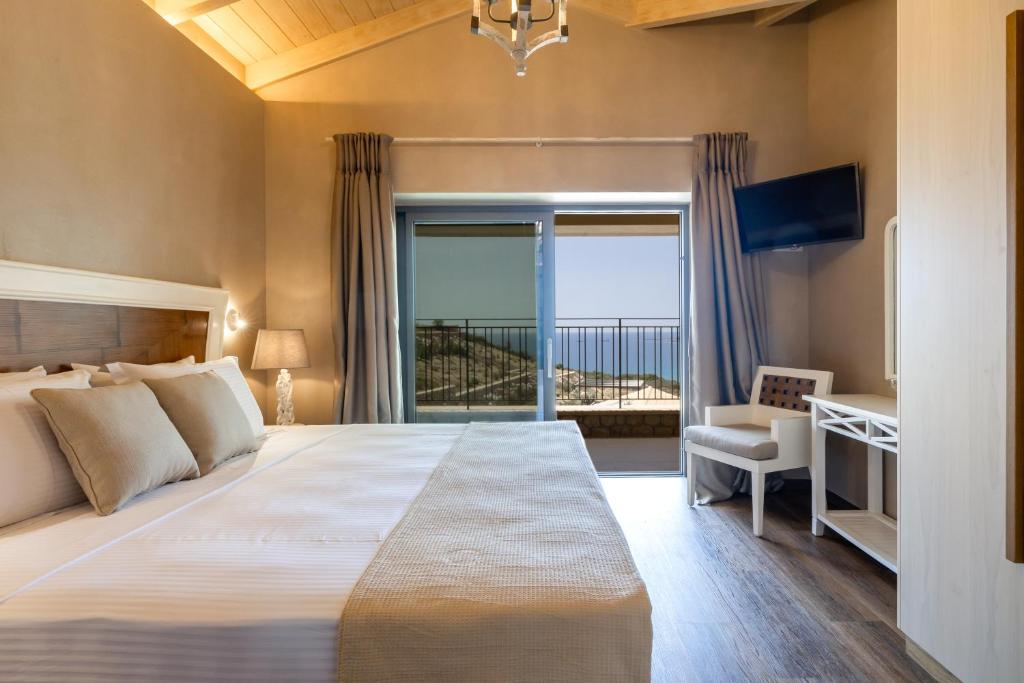 Postel nebo postele na pokoji v ubytování Zeus Luxury Villas - Villa Poseidon