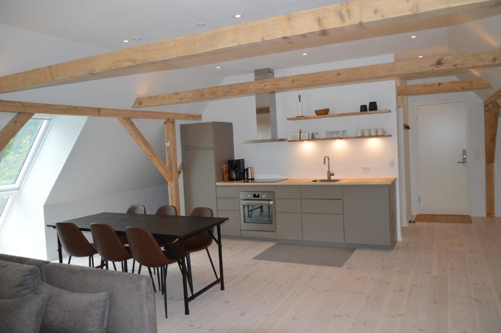 Kuchyň nebo kuchyňský kout v ubytování Svendlundgaard Apartments