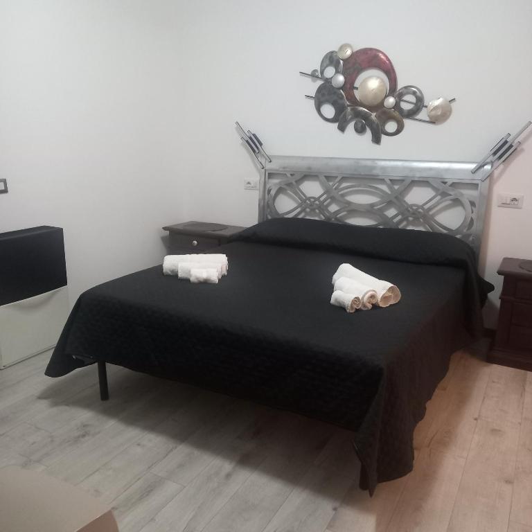 A bed or beds in a room at I Fiori