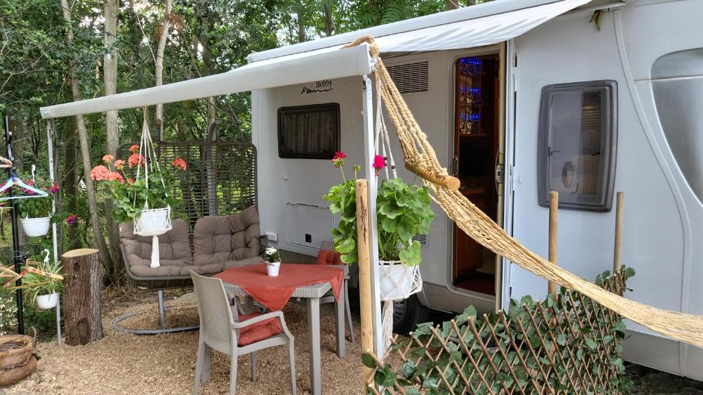 Κήπος έξω από το Boho Marine