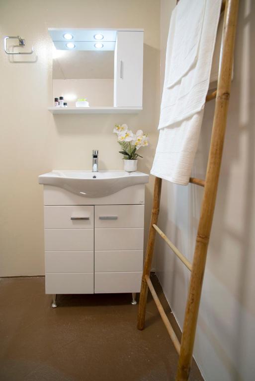 Ancient Agora Plaka - Resim 44