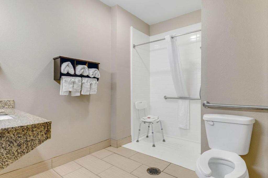 SureStay Plus Hotel by Best Western Owasso Tulsa North photo