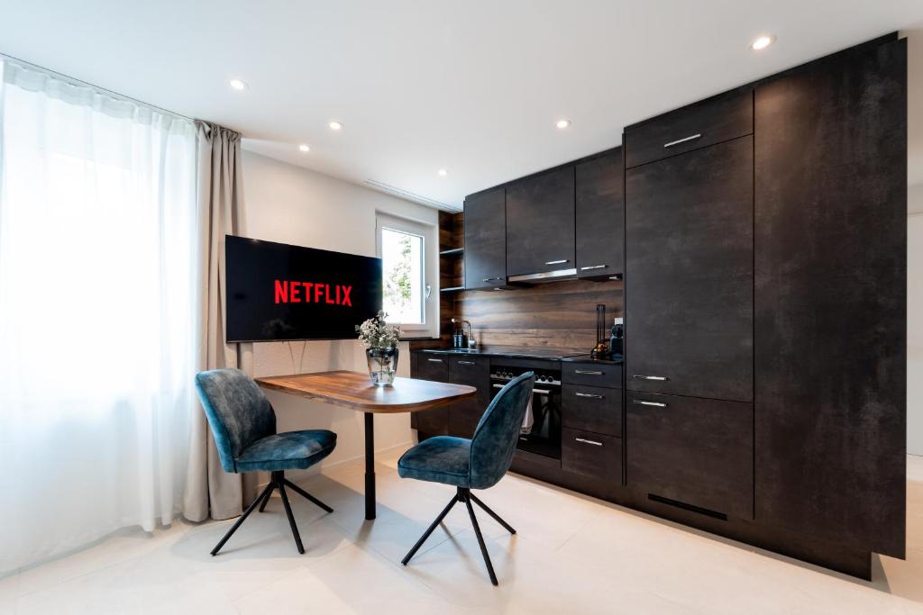 Ästhetische Wohnung, zentral gelegen! - Resim 8