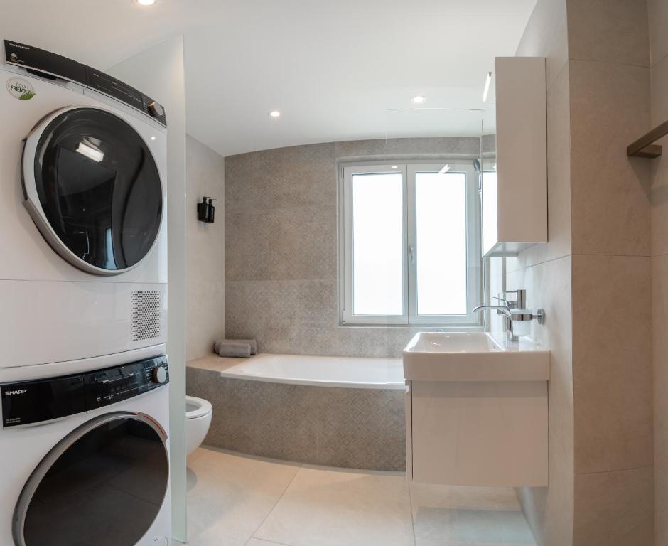 Ästhetische Wohnung, zentral gelegen! - Resim 3