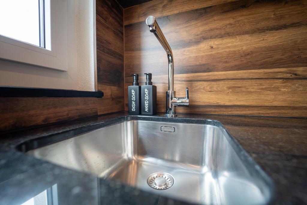 Ästhetische Wohnung, zentral gelegen! - Resim 14