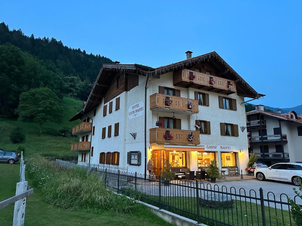 Budova, kde se hotel nachází