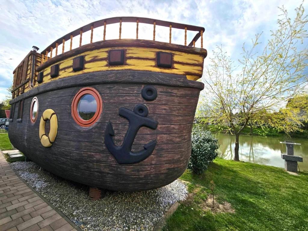 Zahrada ubytování Glamping Rajska vas
