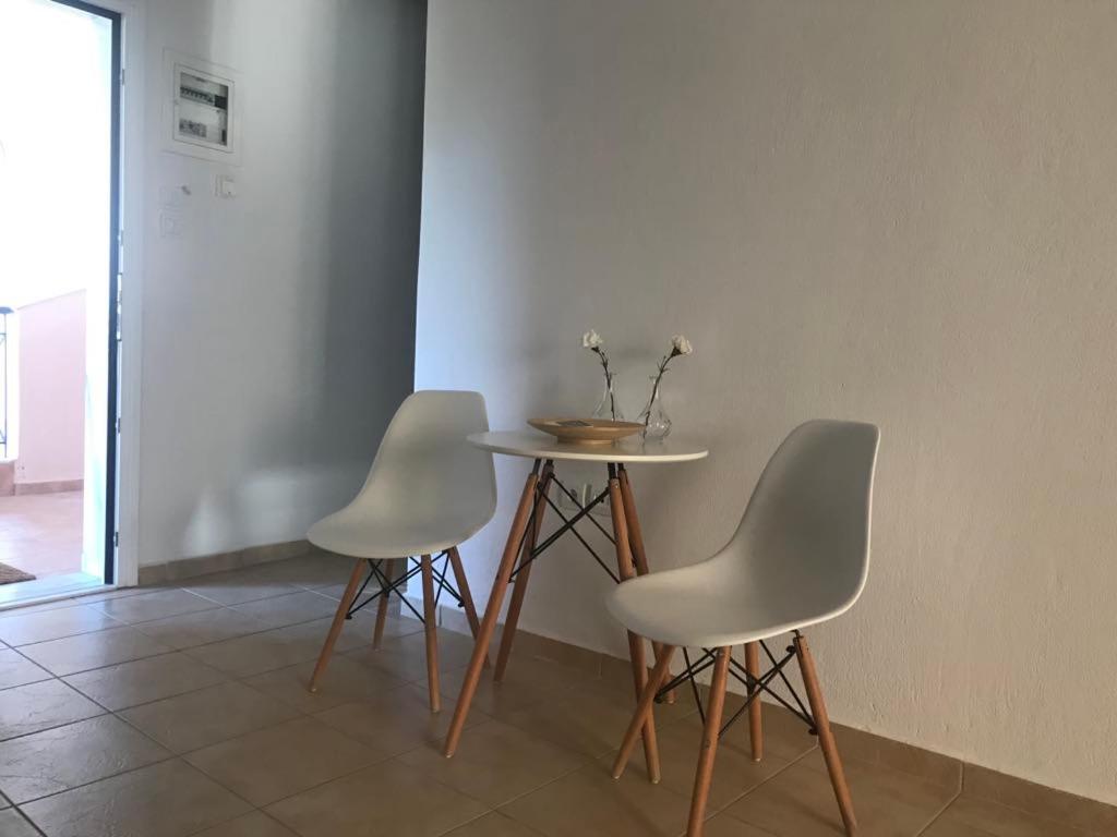 Posezení v ubytování Minimal Aesthetic