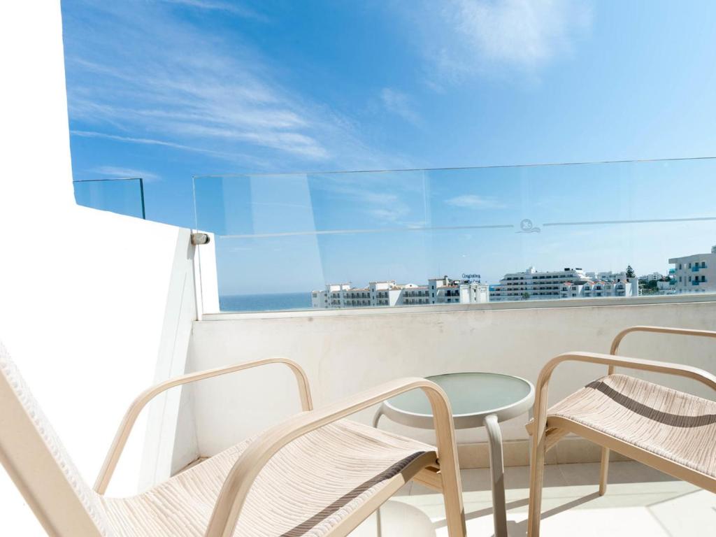 Odessa Beach Hotel - Camera Doppia O Gemella Con Vista Sul Mare Parziale