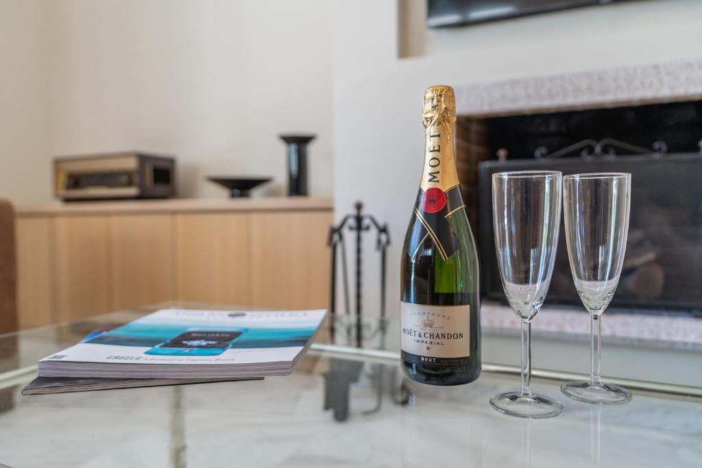 Voula Riviera Luxury Apartment