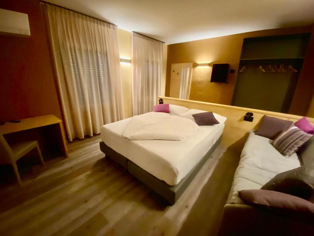 Postel nebo postele na pokoji v ubytování Carla Failela