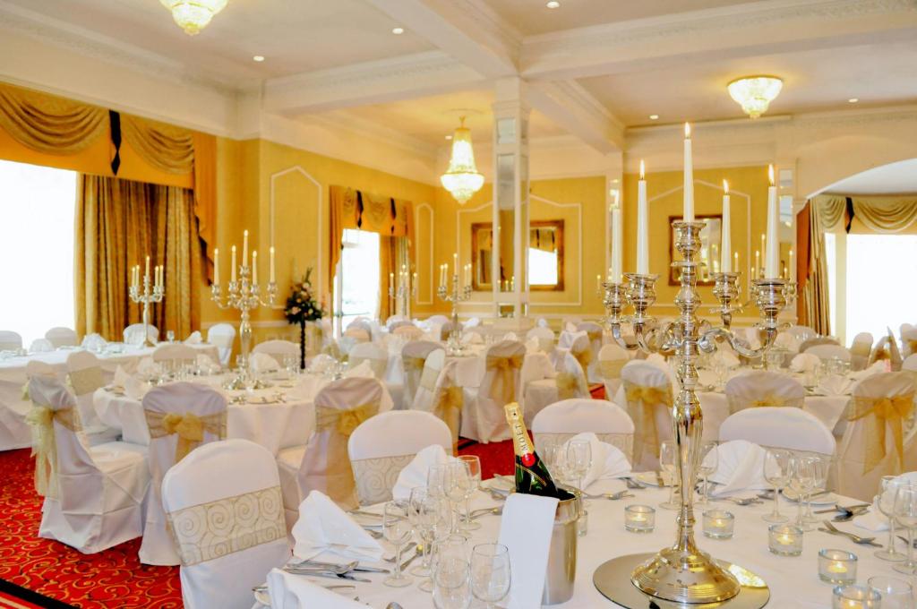 Restaurace v ubytování The Ardilaun Hotel
