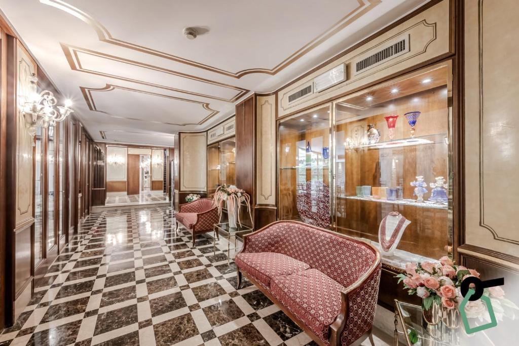 HOTIDAY Room Collection - Venezia Santa Lucia - Resim 10