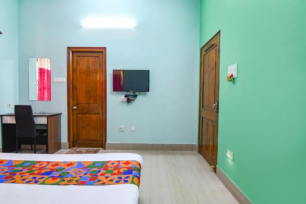 TV a/nebo společenská místnost v ubytování FabHotel Vicky