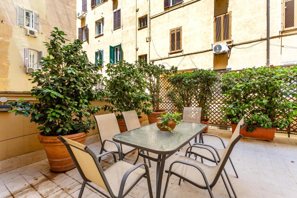 iFlat Vatican Spacious Apartment with Terrace