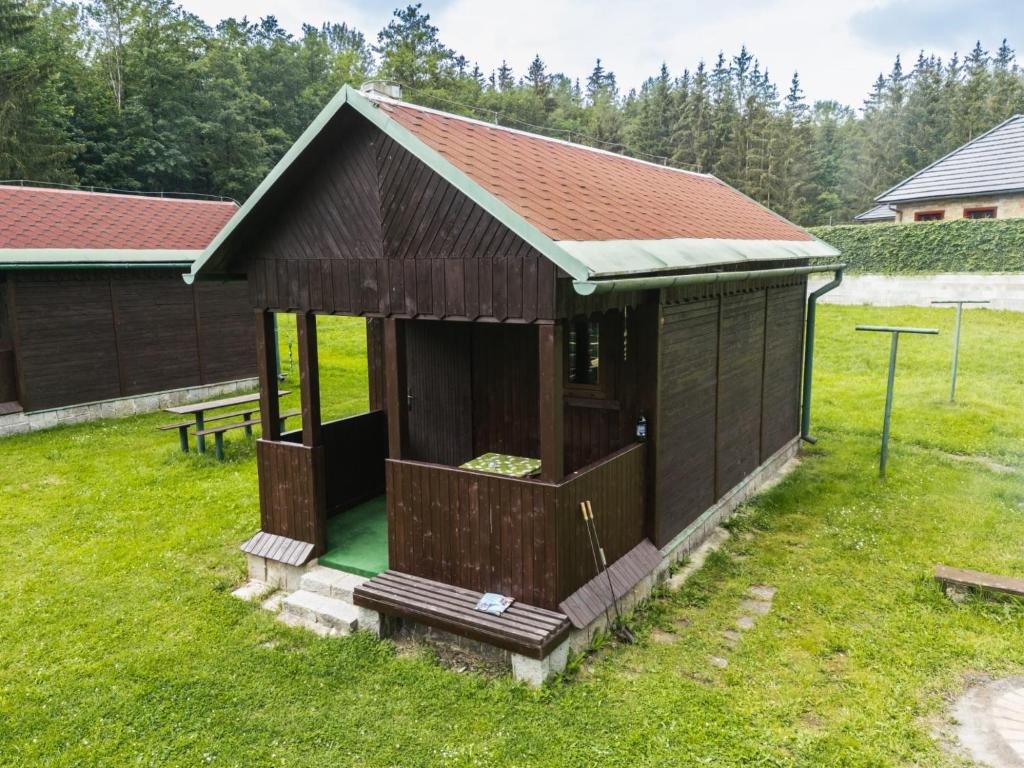 Zahrada ubytování Chaty u Dlouhého rybníka - Lanškroun